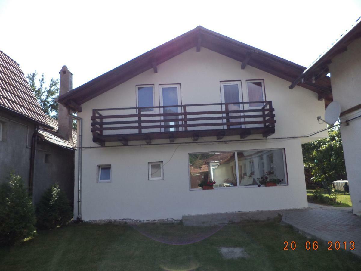Casa Bella Villa Rîşnov Екстериор снимка